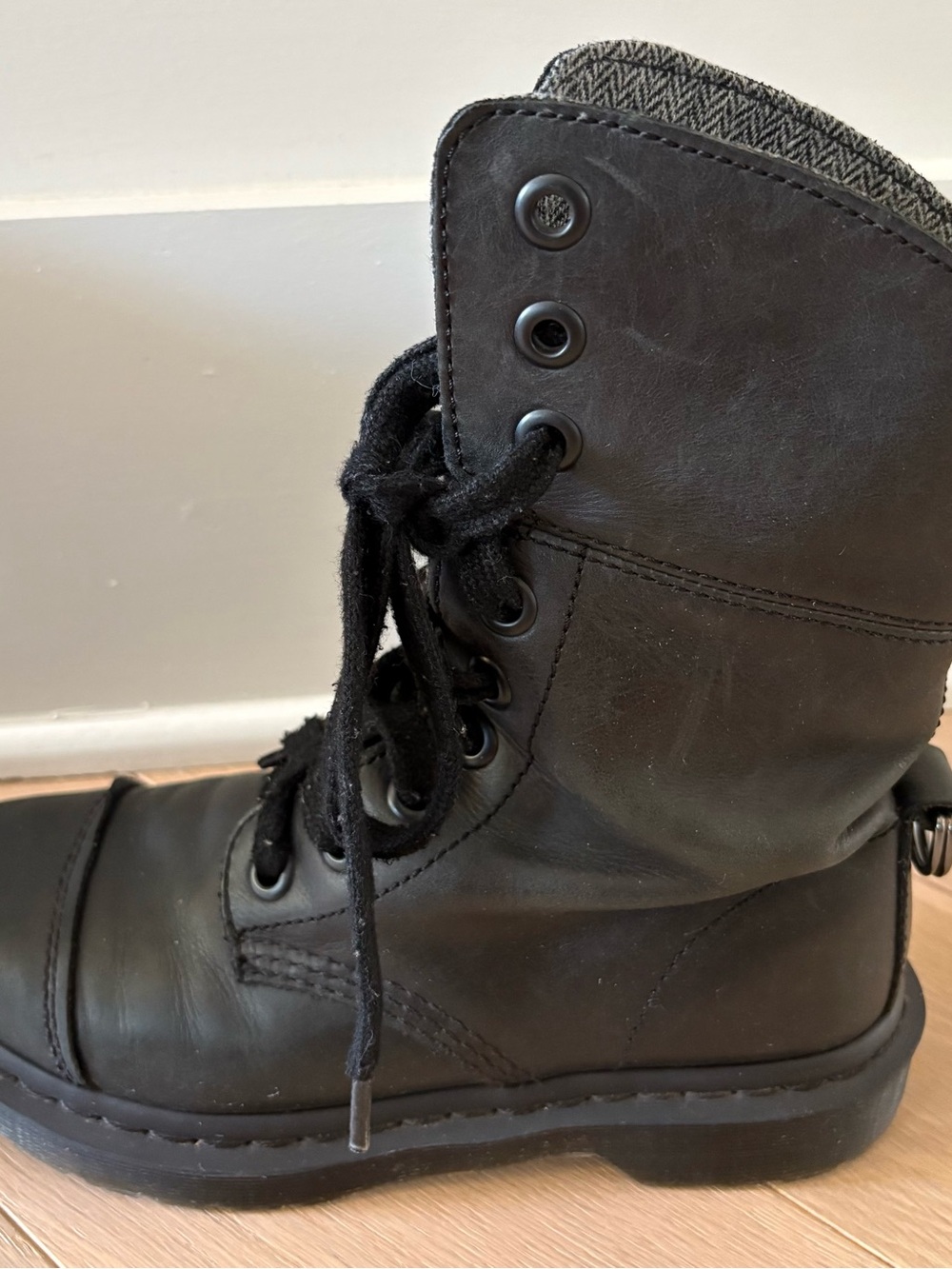 Dr Martens Aimilita W Size 7 Black Leather Fold Down Boots Herringbone - Picture 10 of 13